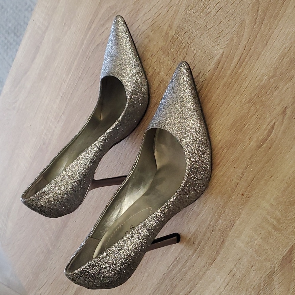 Guess silver glittered  heels. 7.5 - Picture 3 of 6